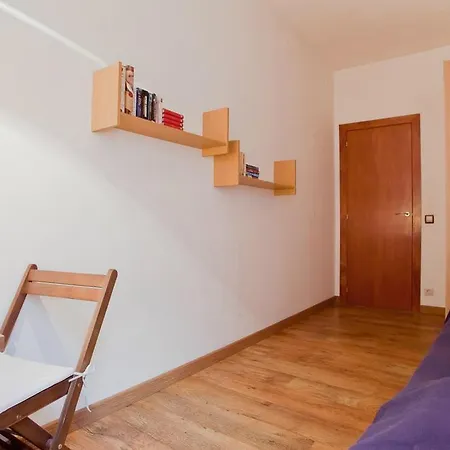 Aparteasy - Atic Sagrada Familia Apartment